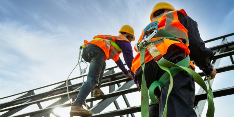 osha fall protection requirements for ladders
